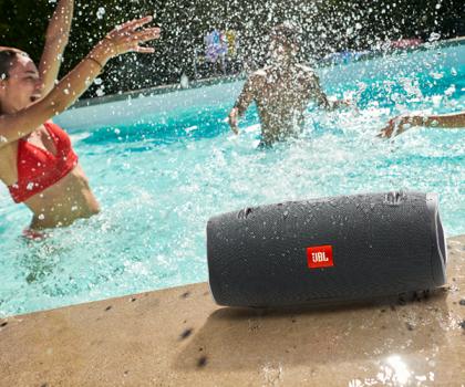 Bluetooth speaker JBL Xtreme 2